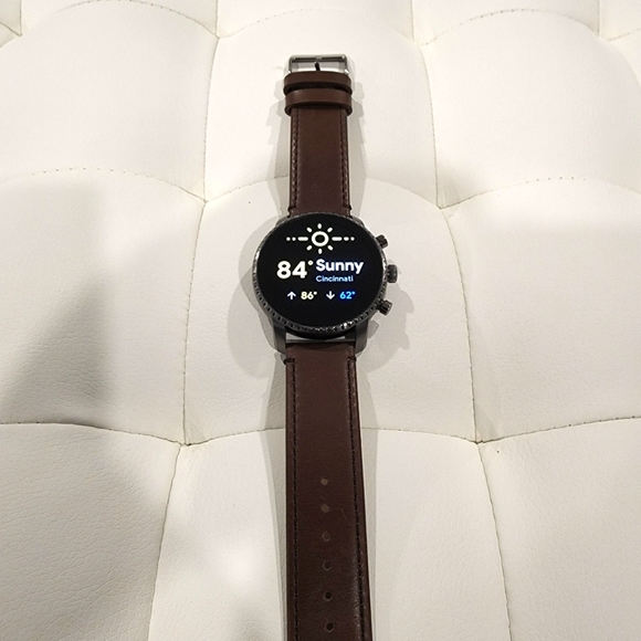 Fossil Explorist HR Gen 4 Smart Watch  Gun Metal and Leather Bands - Picture 3 of 10